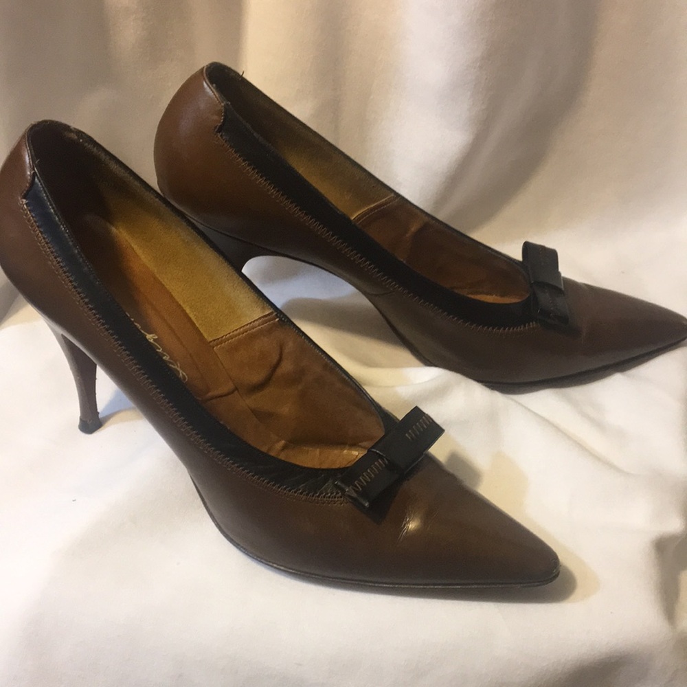 Adorable vintage heels